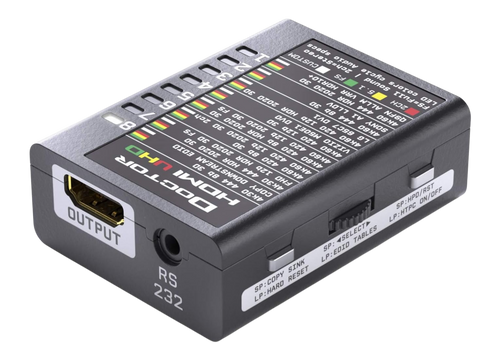 Dr HDMI 4K set fra udgangssiden, med UHD-EDID-banktabellen trykt på oversiden